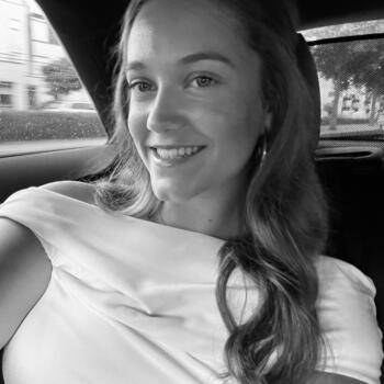 Oppas in Uden: Bella