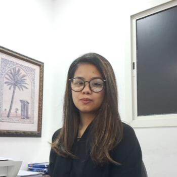 Babysitter Doha: Ronalie