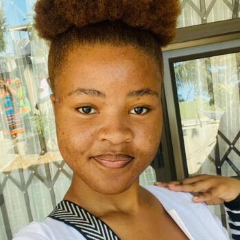 Babysitter in Port Elizabeth: Sivenathi
