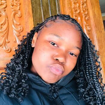 Babysitter in Kimberley: Onalerona