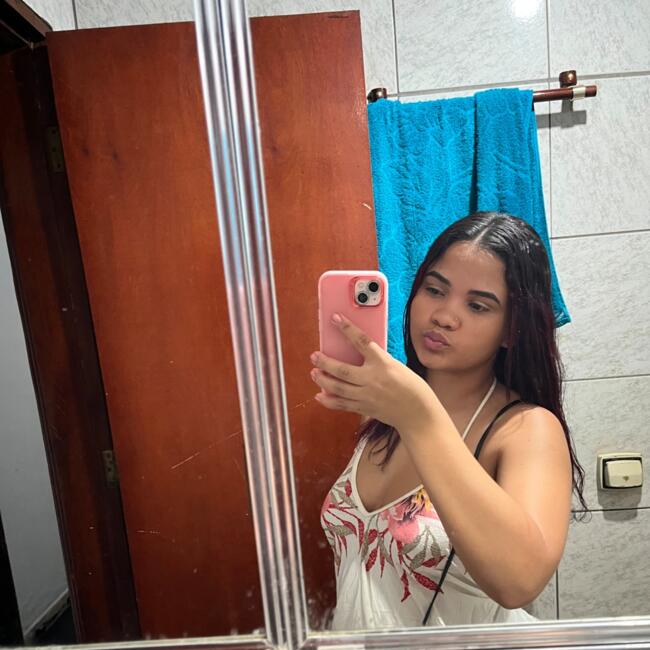 Babysitter in Jatai: Nathalia