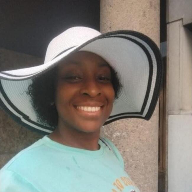 Niñera en Alicante: Monica