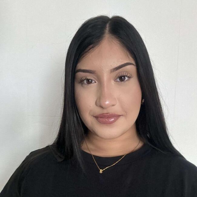 Babysitter in Ans: Busra