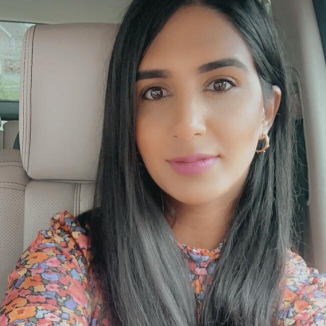 وظيفة جليسة أطفال في مكة المكرمة: Shabana