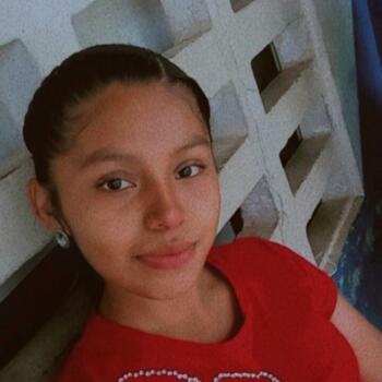 Babysitter in Santiago: Mailyn