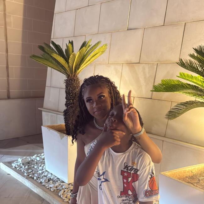 Babysitter in London: Kahliya-kaprice