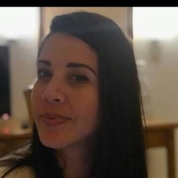 Canguro en Villaviciosa: Yaimara Yaite