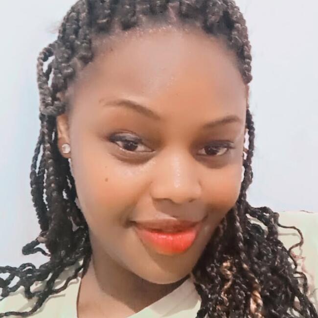 Babysitter in Riyadh: Ashley