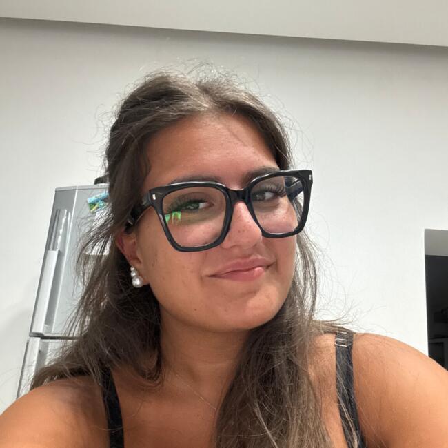 Babysitter in Bitonto: Laura