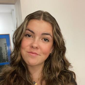 Babysitter in Brest: Lisa