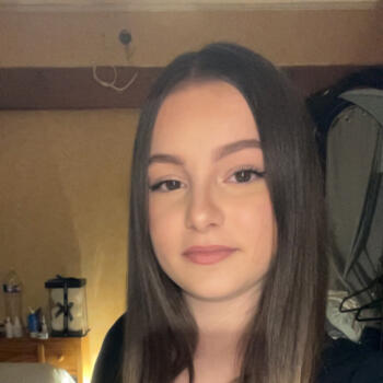 Babysitter Épinay-sur-Odon: Blondine