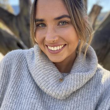 Babysitter Gold Coast: Hannah