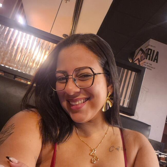 Emprego de babá em Camaçari: Bruna