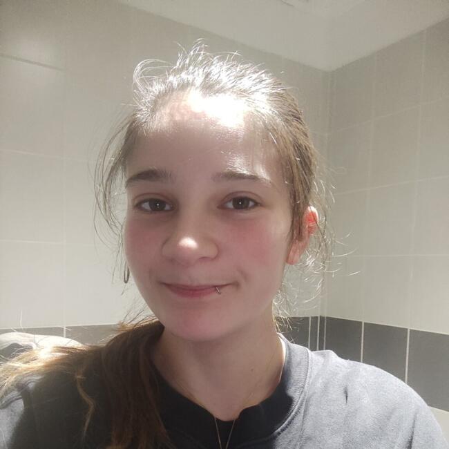 Babysitter in Narbonne: Alyzé