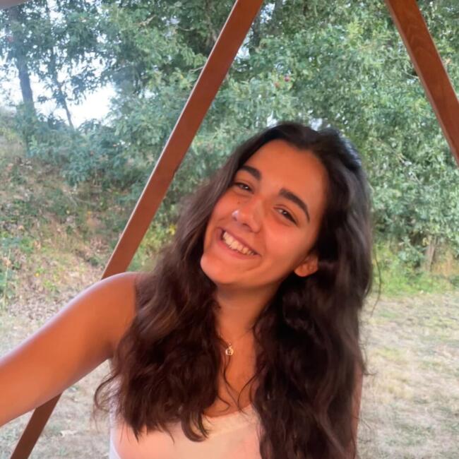 Canguro en Móstoles: VALERIA