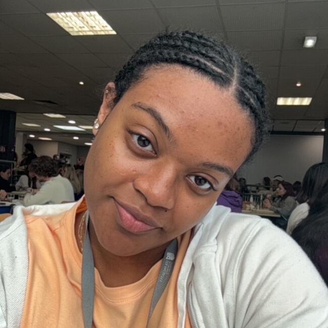 Babysitter in Lille: Jade