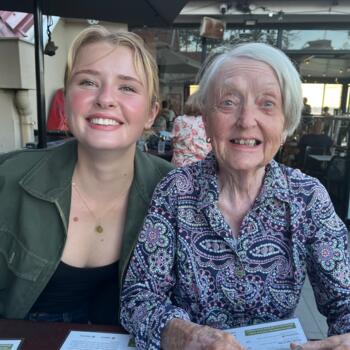 Babysitter in Melbourne: Evie