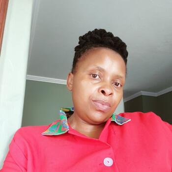 Babysitter in Randburg: Elizabeth