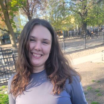 Baby-sitter in Toronto: Bailey