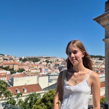 Babysitter in Yerres: Caroline