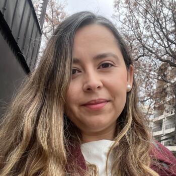 Babysitter in Providencia: Ana