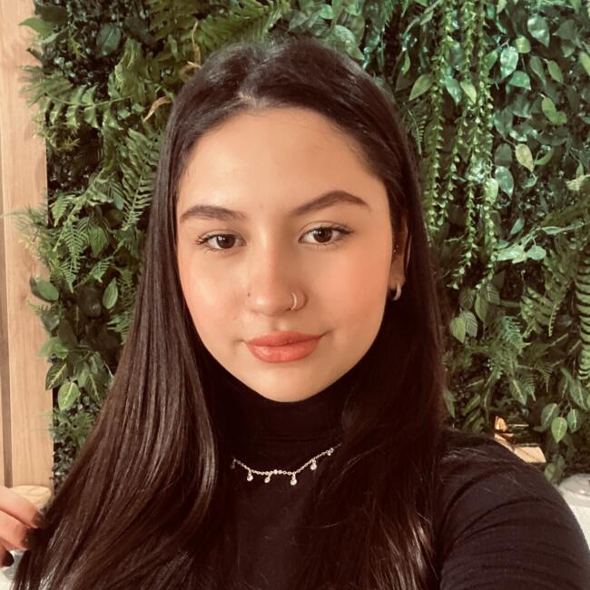 Babysitter in Curitiba: Isabelly