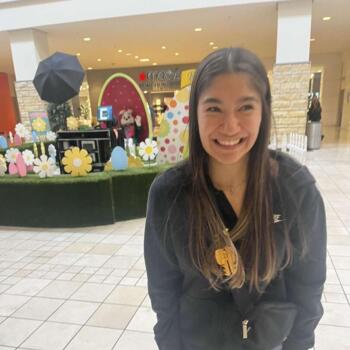 Babysitter in Grandview (Washington): Chloe