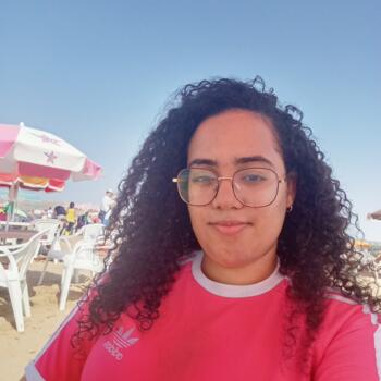 Baby-sitter in Meknès: Yassmine