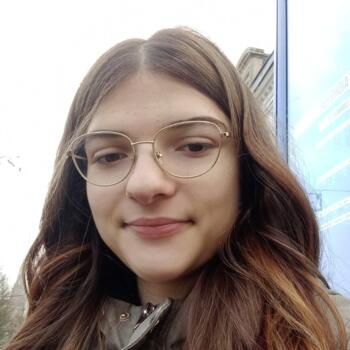 Babysitter in Saint-Quentin: Juliette