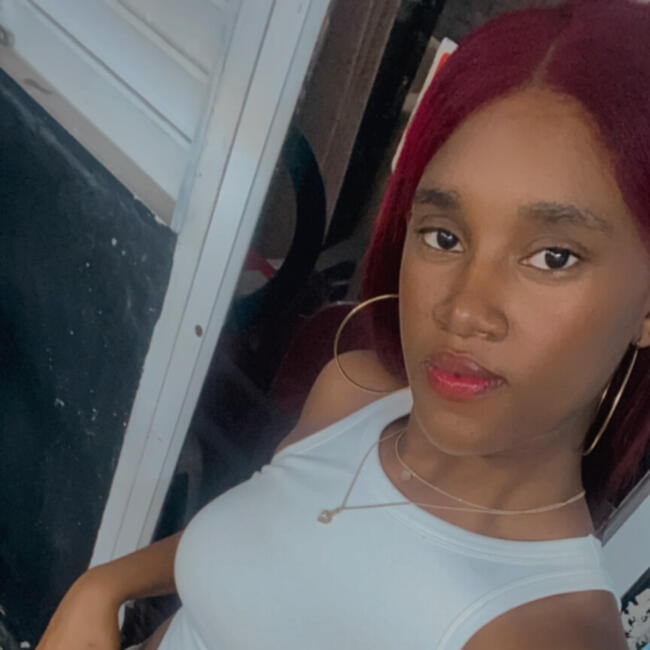 Babysitter in La Granja: Shery