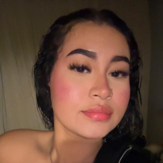 Babysitter in Burgos: Laura