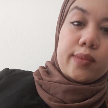 Nanny Angleur: Latifa