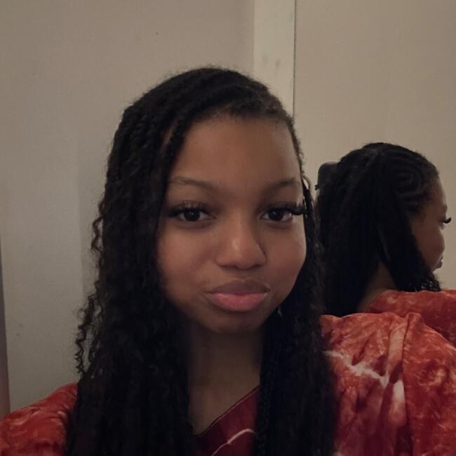 Babysitter in Saint-Denis: Maya