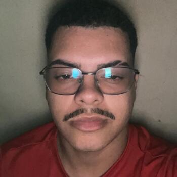 Babysitter Brasília: Nicolas