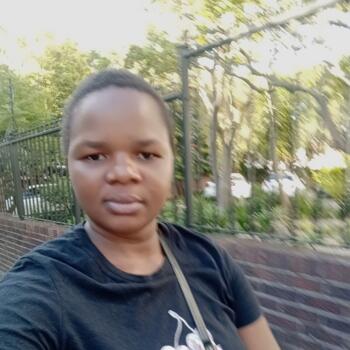 Babysitter in Cape Town: Jestina