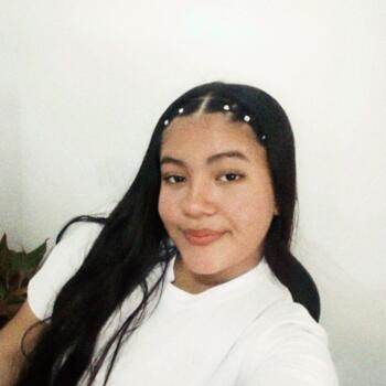 Babysitter Chiriquicito: Hillary