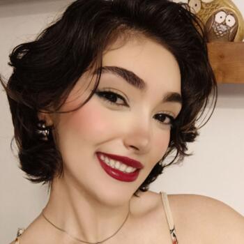 Babysitter in Iași: Hawra