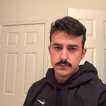 Babysitting job in Memphis: babysitting job Luis