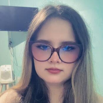 Babá em Curitibanos: Clara