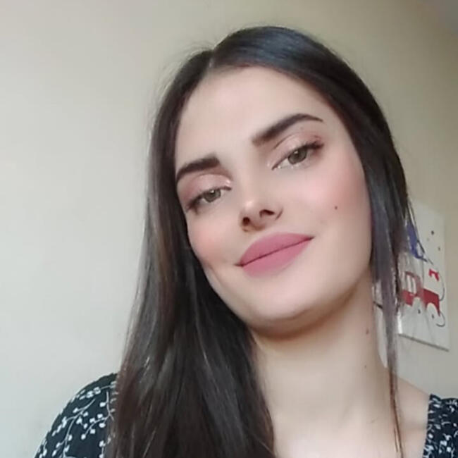 İstanbul bölgesinde bebek bakıcısı: Fidan