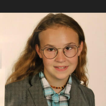 Babysitter in Gressey: Emma