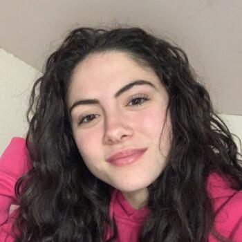 Nanny in Courpière: Coralie