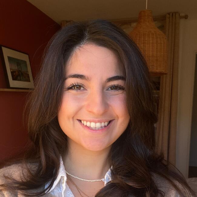 Baby-sitter in Montréal: Mathilde