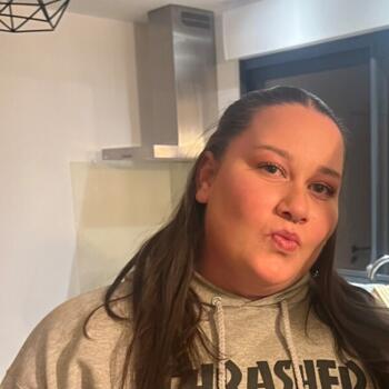 Babysitter in Mégrit: Camille