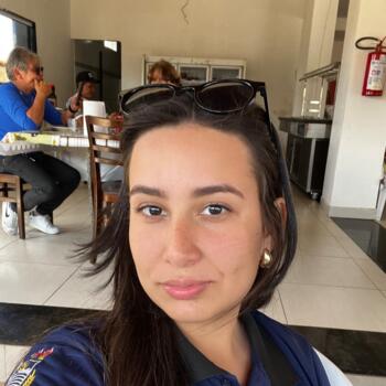 Babysitter in Garanhuns: Victoria