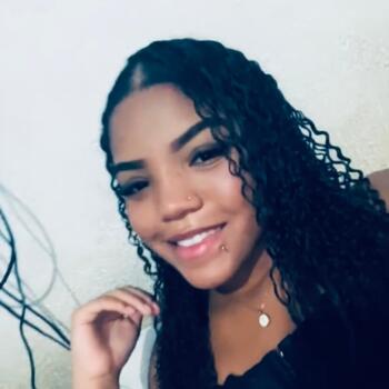 Babysitter in São Paulo: Thainá