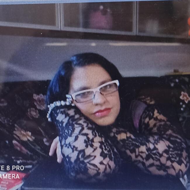 Babysitter a Montecosaro: Laura