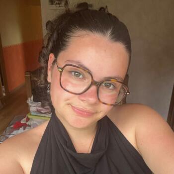 Babysitter Mont-Saint-Aignan: Elyn