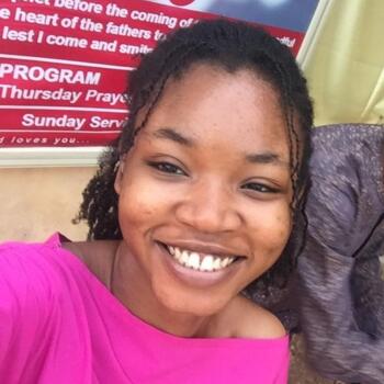 Babysitter in Ibadan: Glory