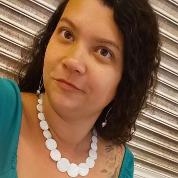 Babysitter in Caraguatatuba: Aline